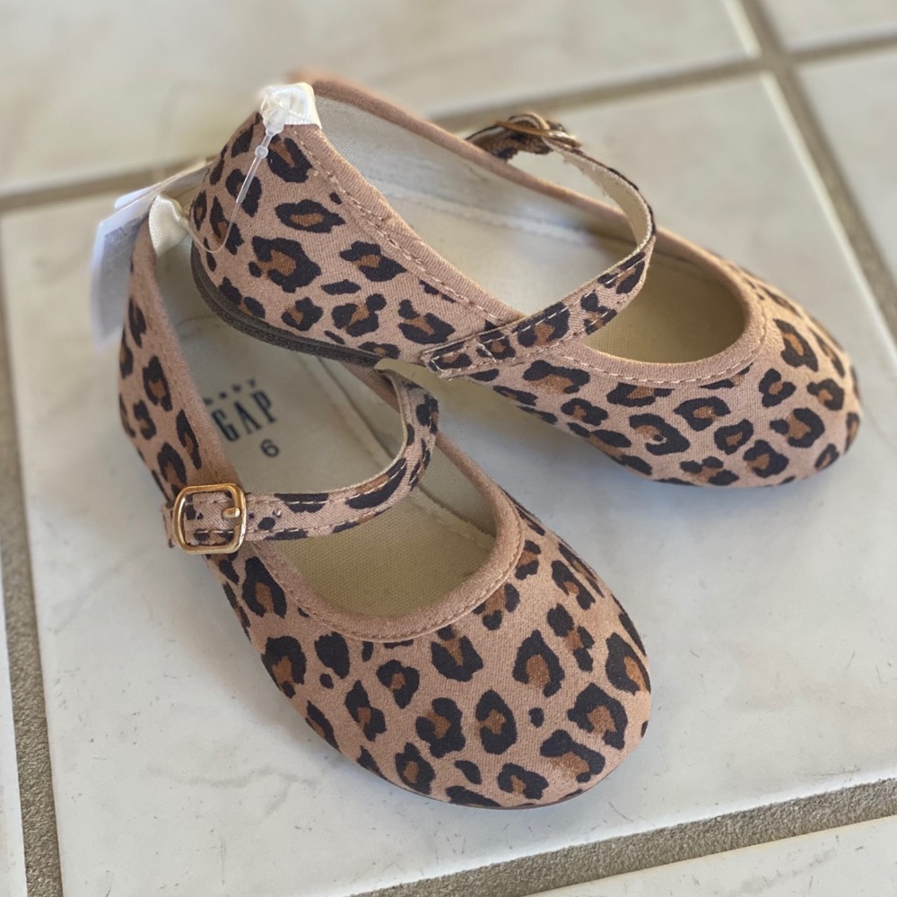 NWT-GAP toddler girl leopard ballet flats